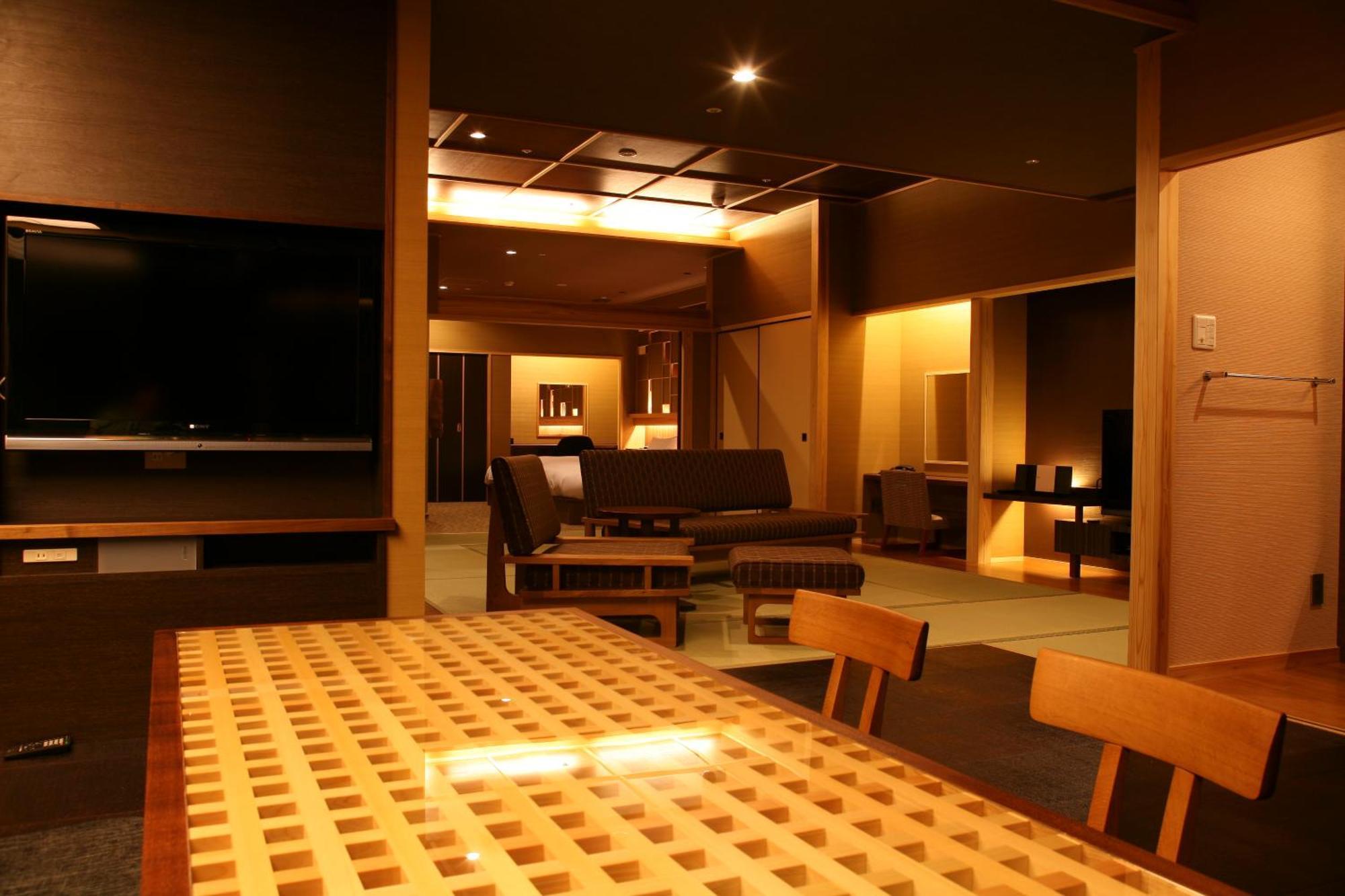 Hotel New Awaji Sumoto Экстерьер фото