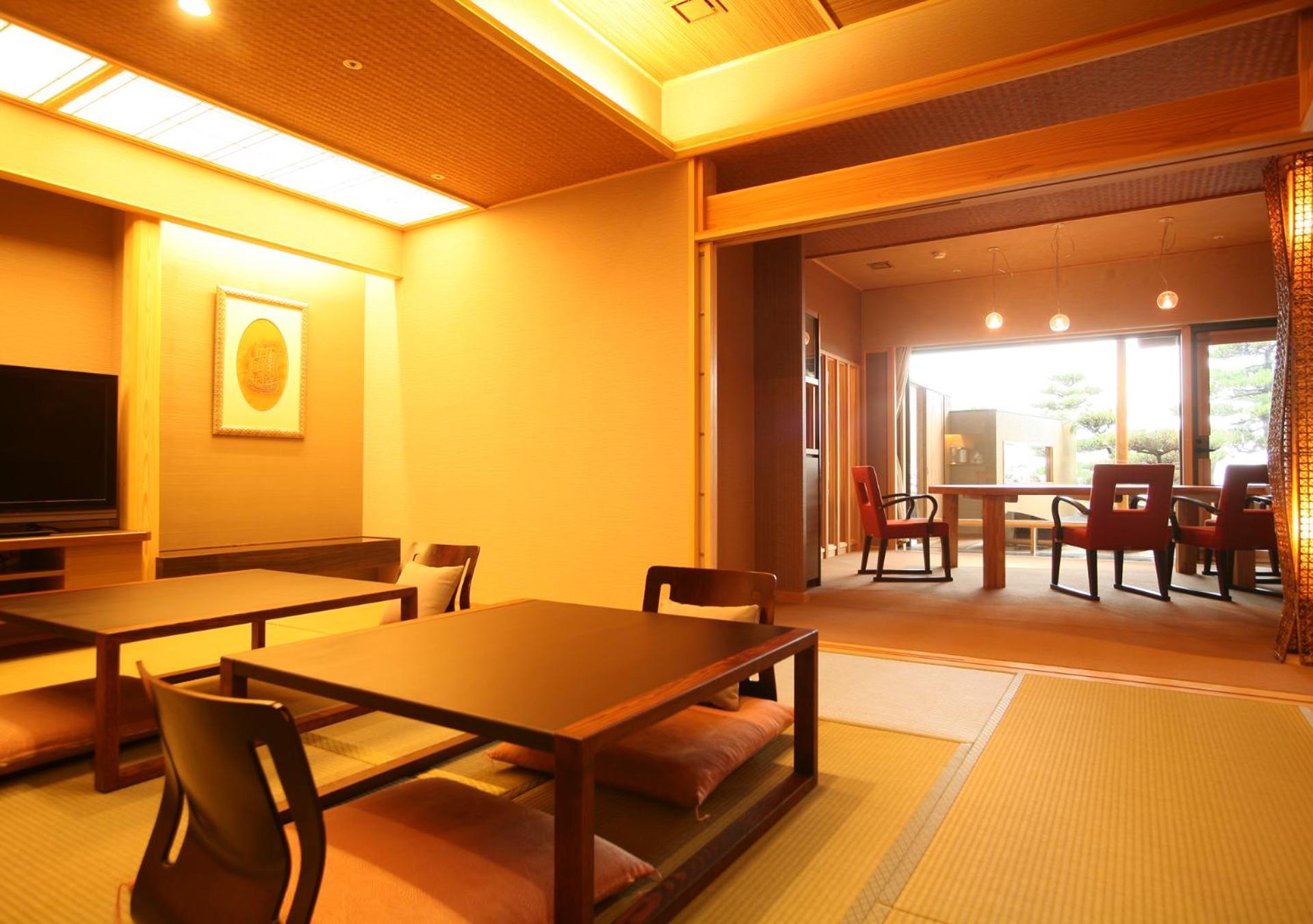 Hotel New Awaji Sumoto Экстерьер фото