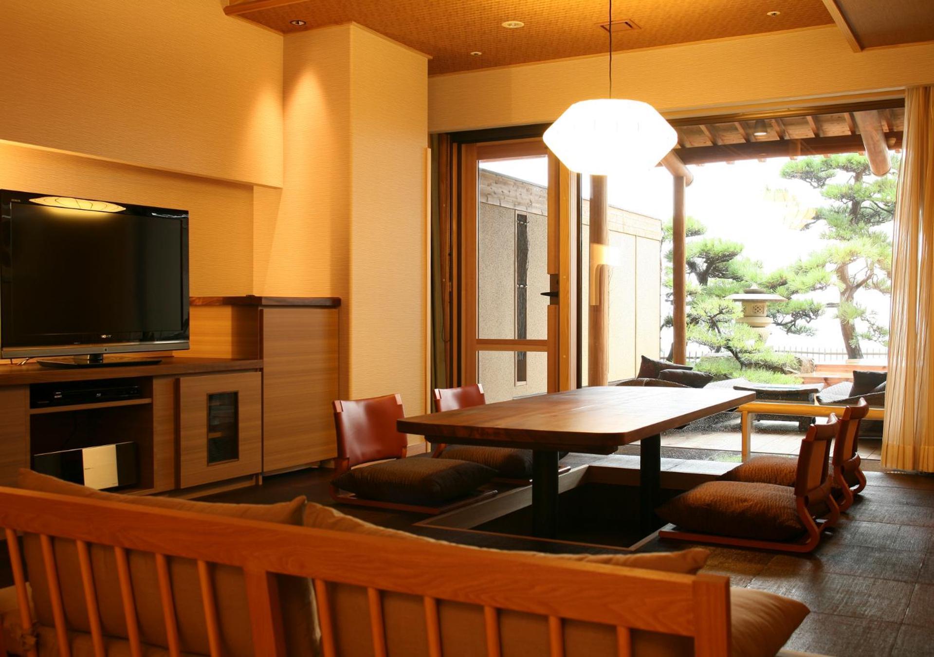 Hotel New Awaji Sumoto Экстерьер фото