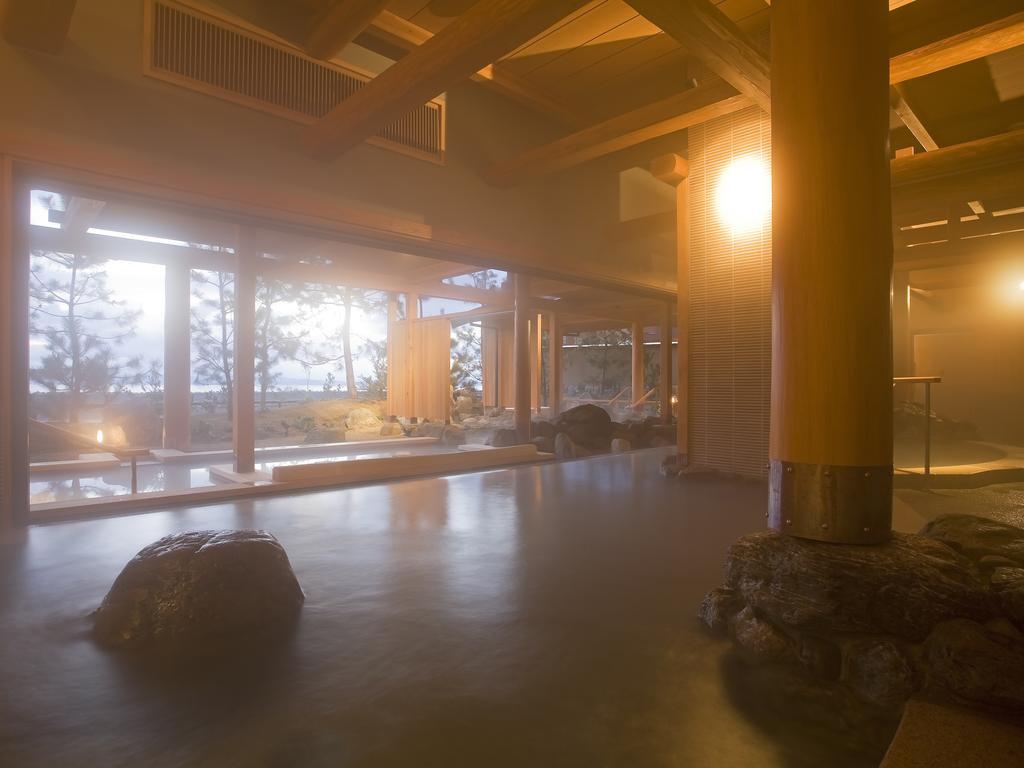 Hotel New Awaji Sumoto Экстерьер фото